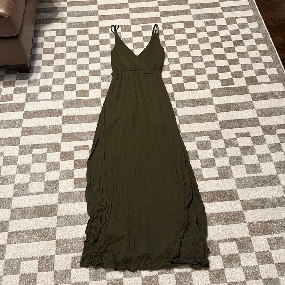 Lulus maxi with slit olive green strappy back